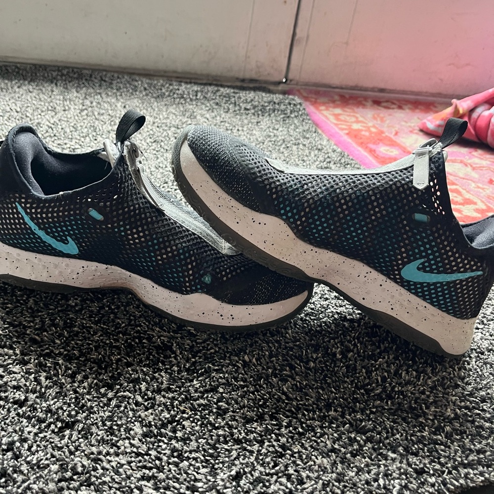 Nike PG4
